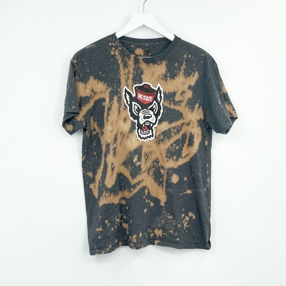 NC State Wolfpack Custom One Of A Kind Reverse Dyed Graphic Tee SZ M - Picture 1 of 5